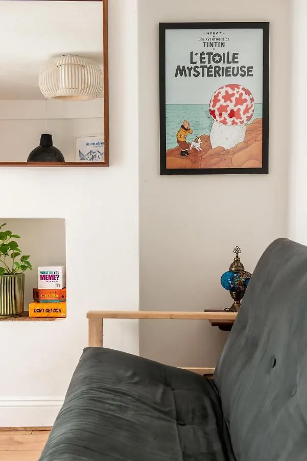 Apartment Stylish Underground Flat, Beach 30S, Graffiti Yard Brighton
